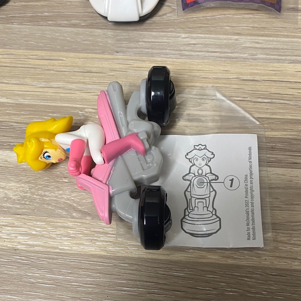 Nintendo Mario Kart Character Racers Set - Picture 6 of 11
